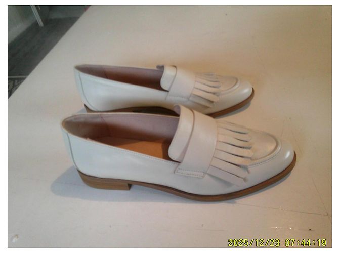 Minelli Weiße Leder-Loafer mit Fransen - Ansicht 4