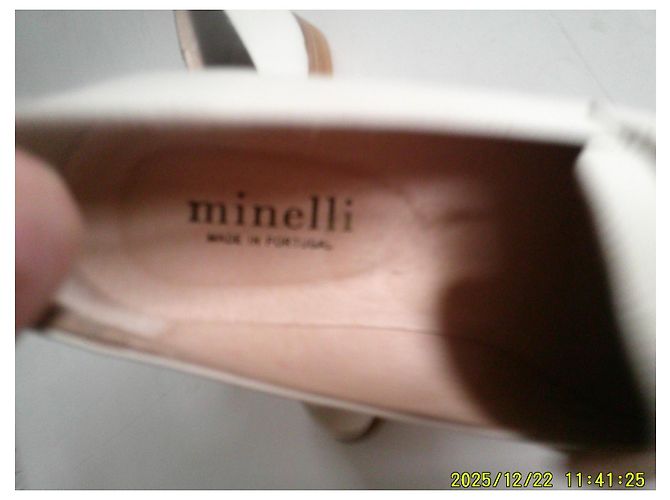 Minelli Weiße Leder-Loafer mit Fransen - Ansicht 7