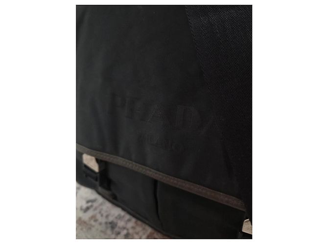 Borsa a tracolla Prada Milano in nylon nero - vista 2