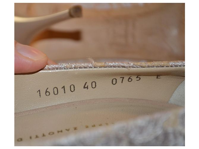 Giuseppe Zanotti Décolleté in Pizzo Beige - vista 8