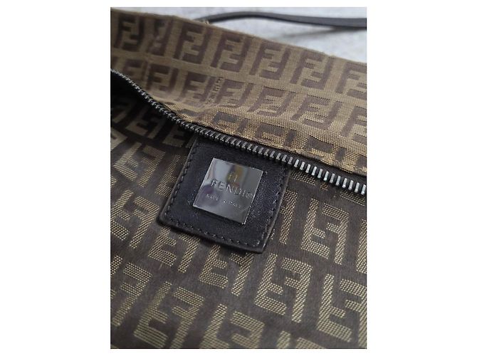 Borsa a mano Fendi Roll Bag in tela monogram - vista 11