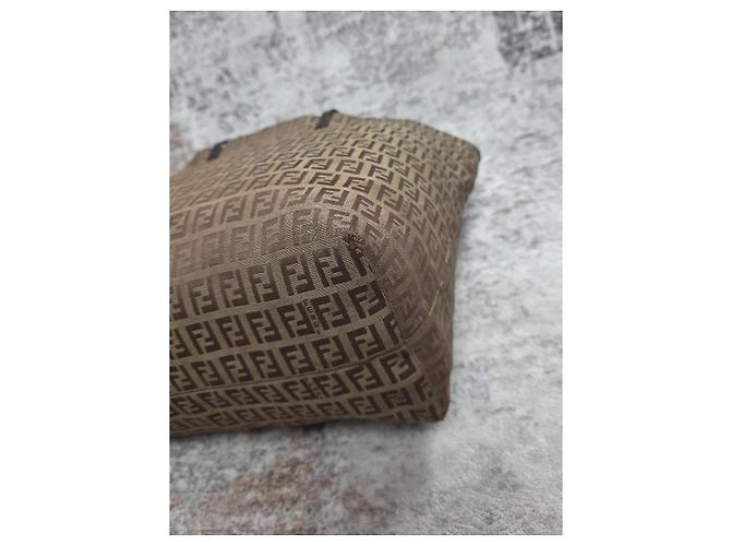 Borsa a mano Fendi Roll Bag in tela monogram - vista 7
