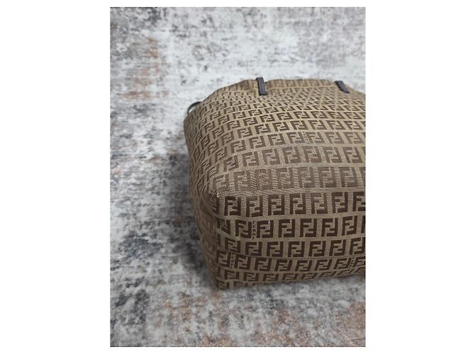 Borsa a mano Fendi Roll Bag in tela monogram - vista 8