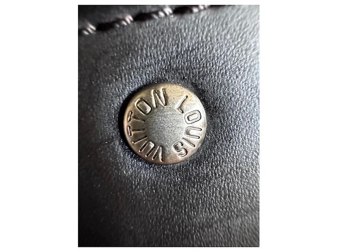 Louis Vuitton Keepall Bandoulière 55 Monogram Eclipse Black - view 8