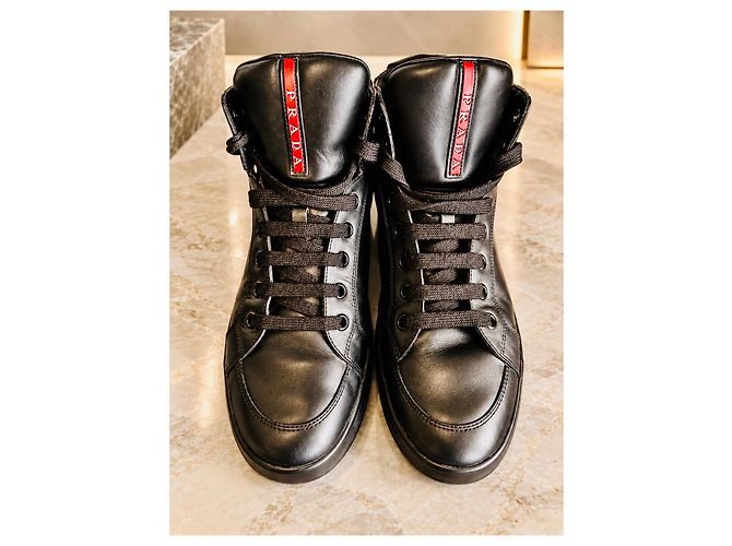 Prada Sneaker alte in pelle nera - vista 3