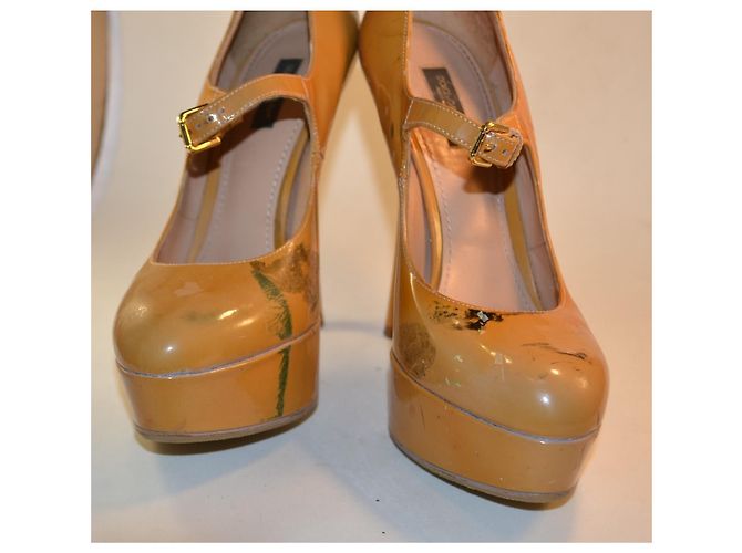 Dolce & Gabbana Mary Jane Lackleder Pumps Ocker - Ansicht 3