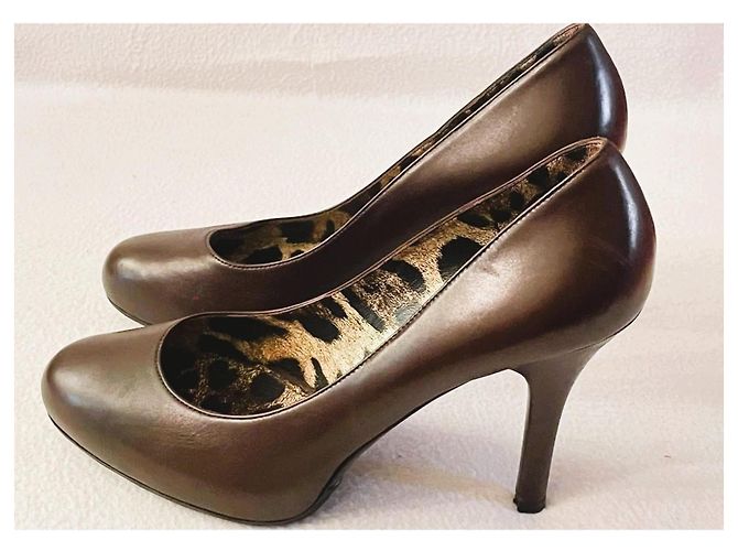 Dolce & Gabbana Braune Leder-Pumps mit Leopardenprint - Ansicht 11