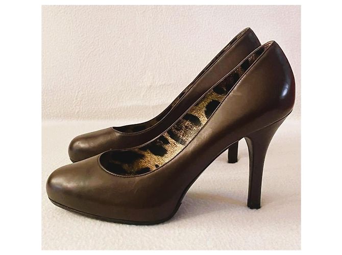 Dolce & Gabbana Braune Leder-Pumps mit Leopardenprint - Ansicht 14