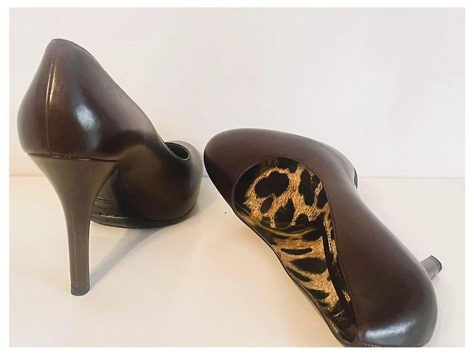 Dolce & Gabbana Braune Leder-Pumps mit Leopardenprint - Ansicht 4