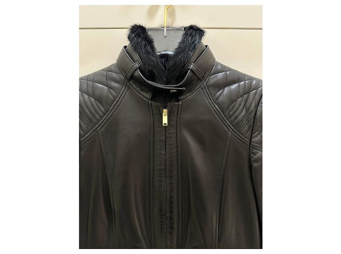 Gucci Black Quilted Leather Jacket  Sz 40 Pre-owned - view 2