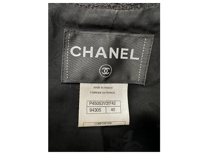 Chanel 2013 Cruise Versailles Black Tweed Jacket CC Buttons Size 40 Pre-owned - view 5