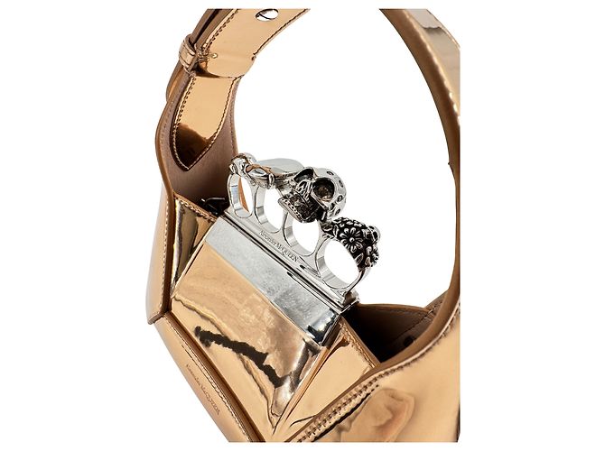 Alexander McQueen — The Jewelled Hobo, Cuir Doré - vista 14