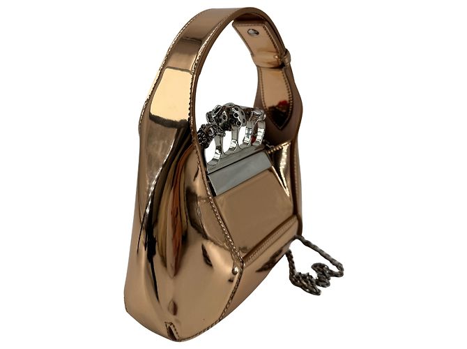 Alexander McQueen — The Jewelled Hobo, Cuir Doré - vista 7