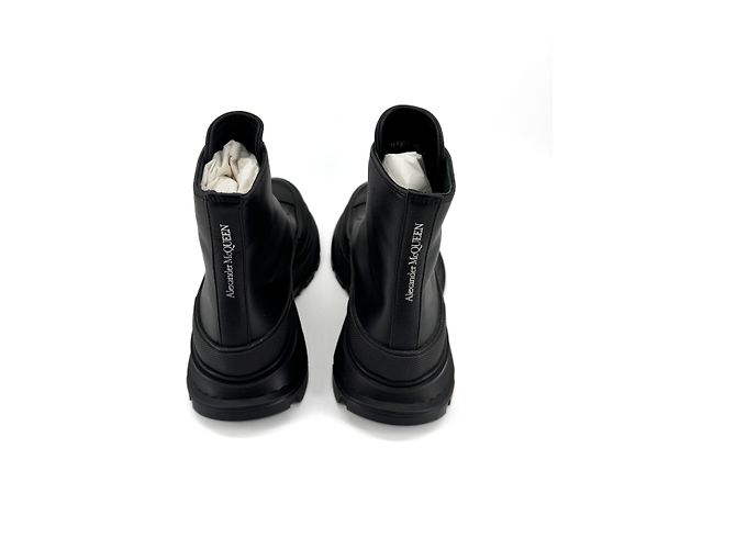 Alexander McQueen — Tread Slick Zip Boot, Cuir Noir - vista 5