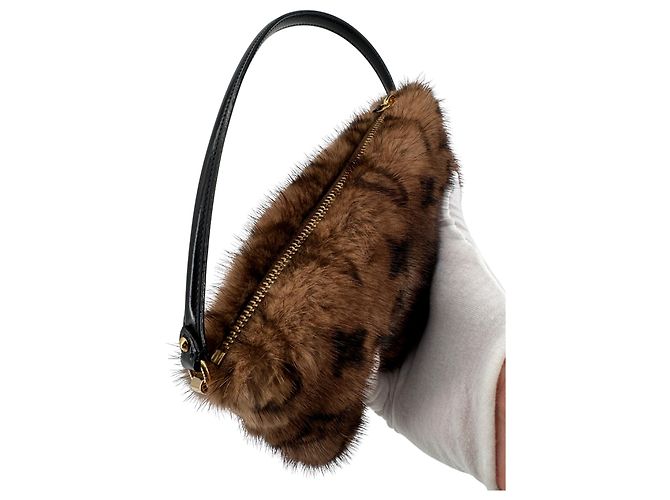 Louis Vuitton Milla — Pochette Vison Mink, 2004 - vista 10