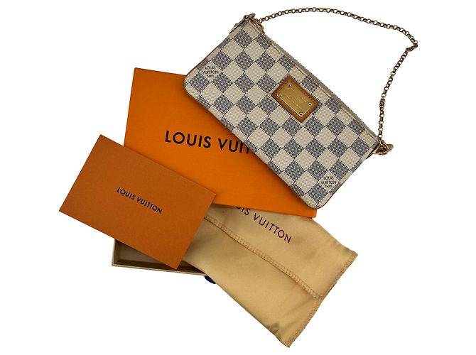 Louis Vuitton — Pochette Mila PM, Damier Azur - vista 3