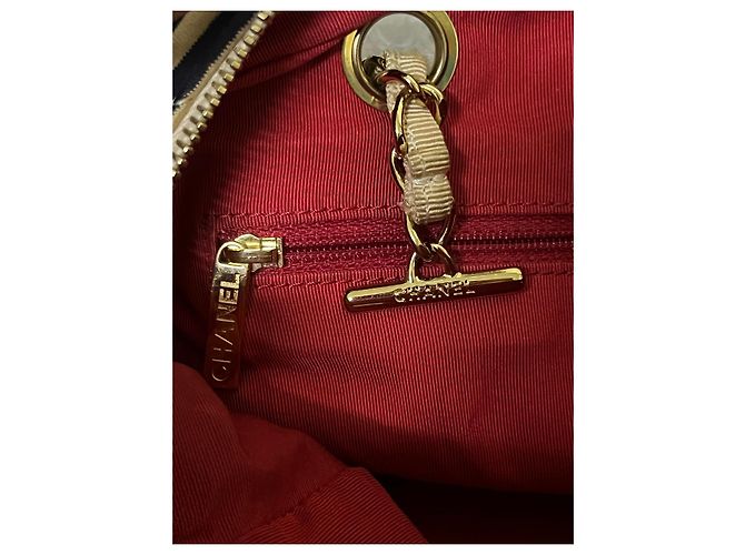 Chanel Bolso de hombro acolchado a rayas - vista 11