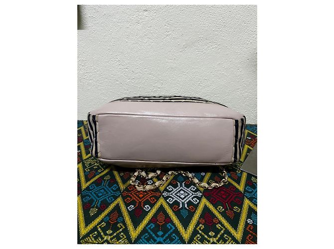 Chanel Bolso de hombro acolchado a rayas - vista 4