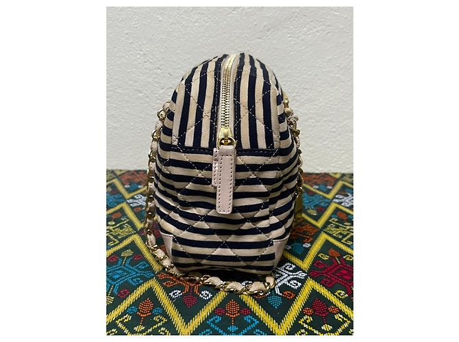 Chanel Bolso de hombro acolchado a rayas - vista 6