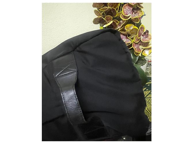 Gucci Borsa Duffle in Nylon Nero e Pelle - vista 5