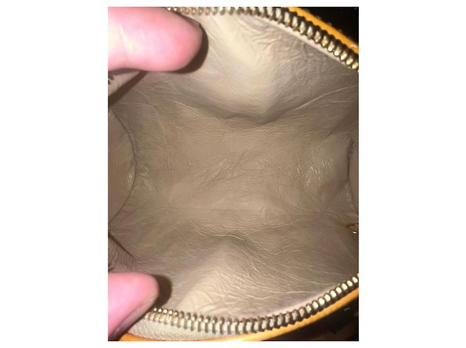 Bolso Louis Vuitton Monogram Vernis Papillon - vista 10