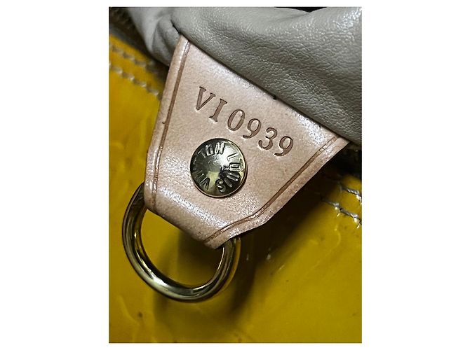 Bolso Louis Vuitton Monogram Vernis Papillon - vista 9