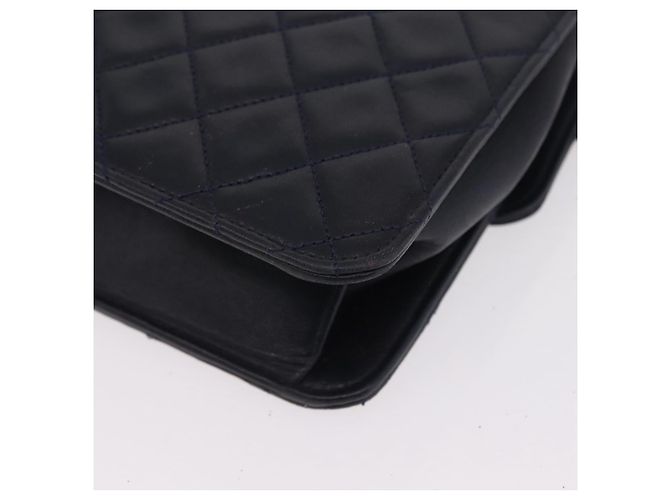 Borsa a tracolla CHANEL Matelasse con catena in pelle d'agnello nera e oro CC - vista 15
