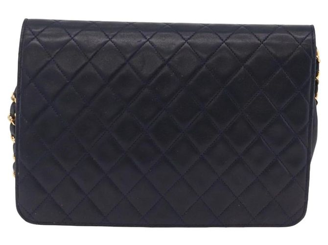 Borsa a tracolla CHANEL Matelasse con catena in pelle d'agnello nera e oro CC - vista 3