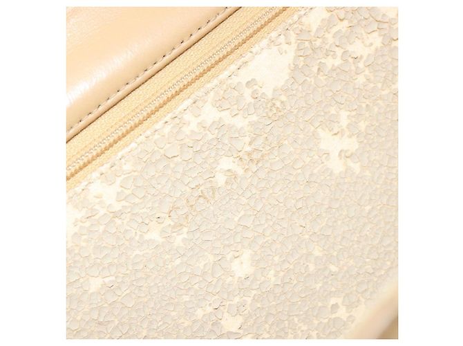 Borsa a tracolla CHANEL Matelasse 25 in pelle d'agnello beige con catena e CC dorati - vista 21