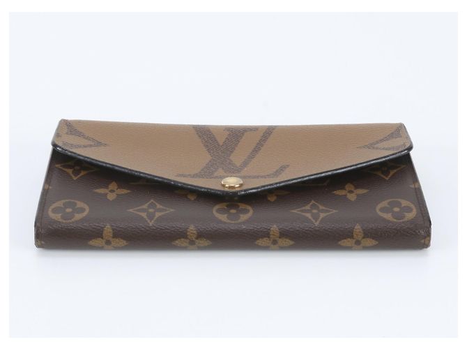 Louis Vuitton Monogram Giant Reverse Portefeuille Sarah Wallet - vista 4