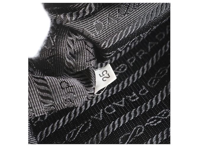 Sac à épaule Prada Tessuto Nylon - vue 9