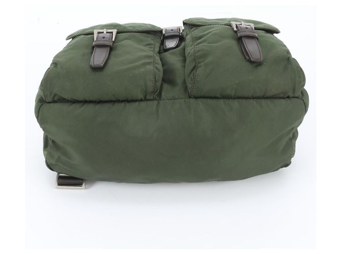 Sac à dos Prada en nylon Tessuto avec logo triangle en cuir - vue 6