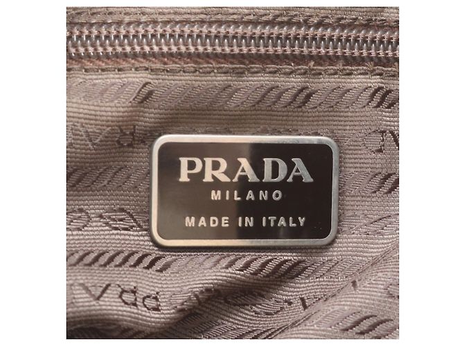 Sac à dos Prada en nylon Tessuto avec logo triangle en cuir - vue 8
