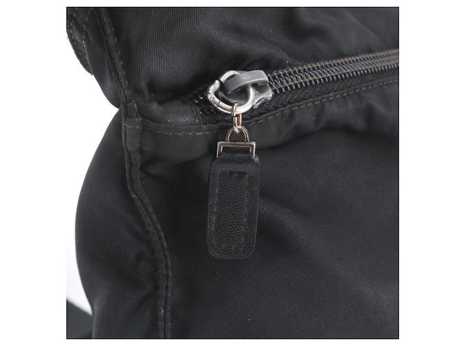 Sac à épaule en cuir et nylon Tessuto avec logo triangle Prada - vue 11