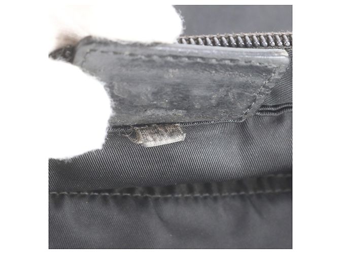 Sac à épaule en cuir et nylon Tessuto avec logo triangle Prada - vue 9