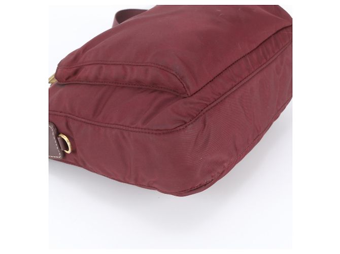 Prada Tessuto Nylon Ledertasche mit Dreieckslogo - Ansicht 4