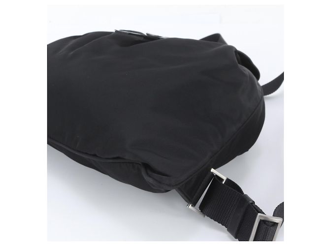 Sac à dos Prada en nylon Tessuto avec logo triangle en cuir - vue 4