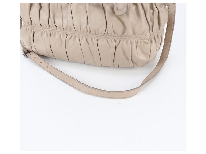 Sac à épaule 2-Way en cuir froncé Prada - vue 3