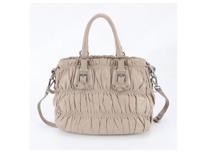Sac à épaule 2-Way en cuir froncé Prada - vue 4