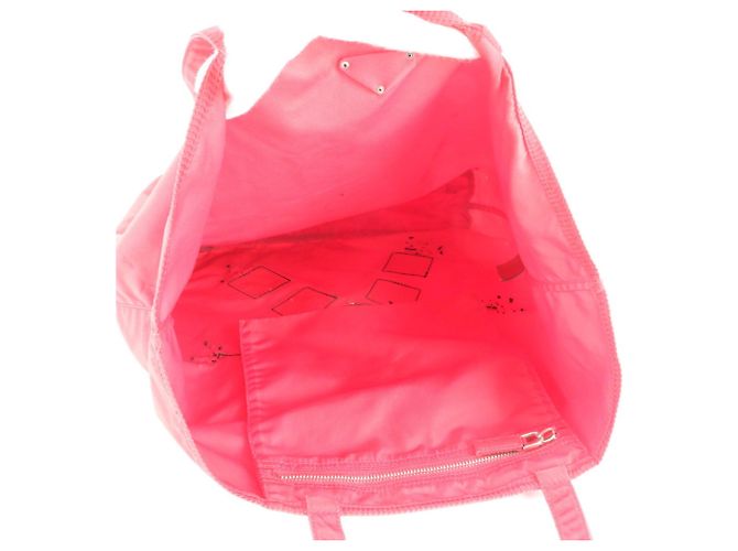 Prada Robot Tote Bag aus Tessuto Nylon mit Dreiecks-Logo - Ansicht 7