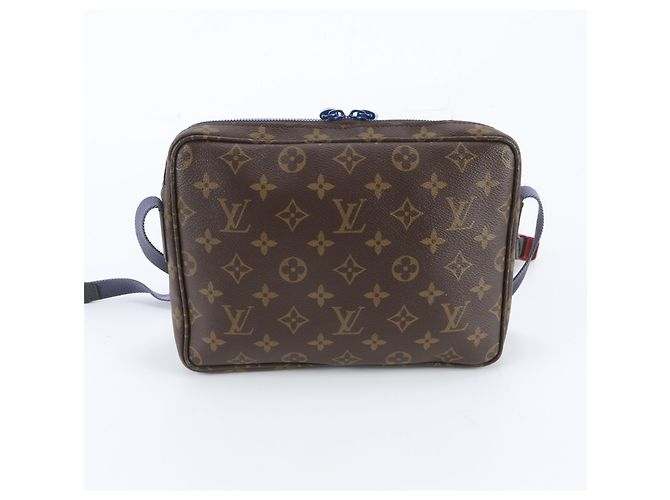 Louis Vuitton Monogram Messenger Bag PM M43843 - view 3