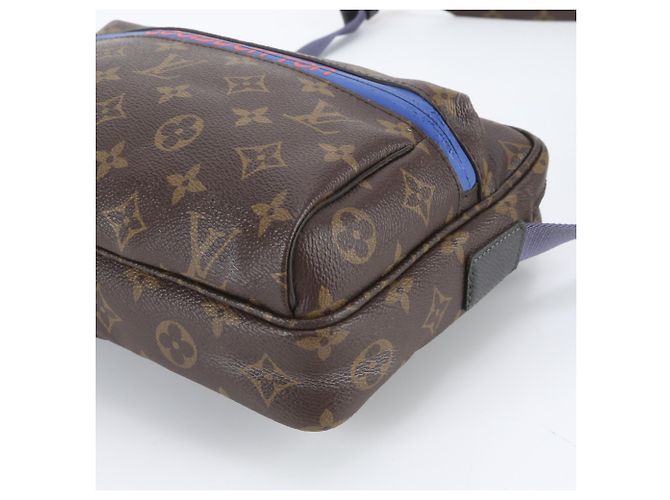 Louis Vuitton Monogram Messenger Bag PM M43843 - view 4