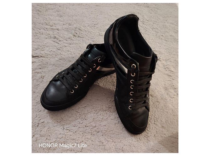 Christian Dior Sneakers Dior Homme in pelle nera e pelle verniciata - vista 12