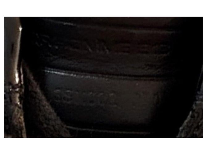 Christian Dior Sneakers Dior Homme in pelle nera e pelle verniciata - vista 6