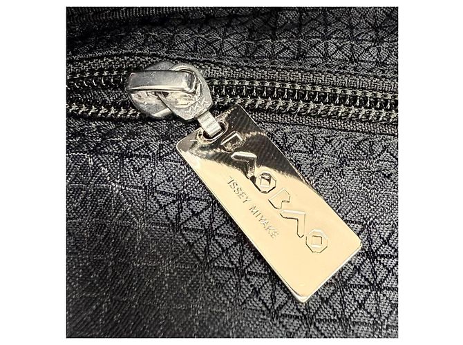 Issey Miyake BAOBAO Lucent Gradient Tote Bag - vista 9