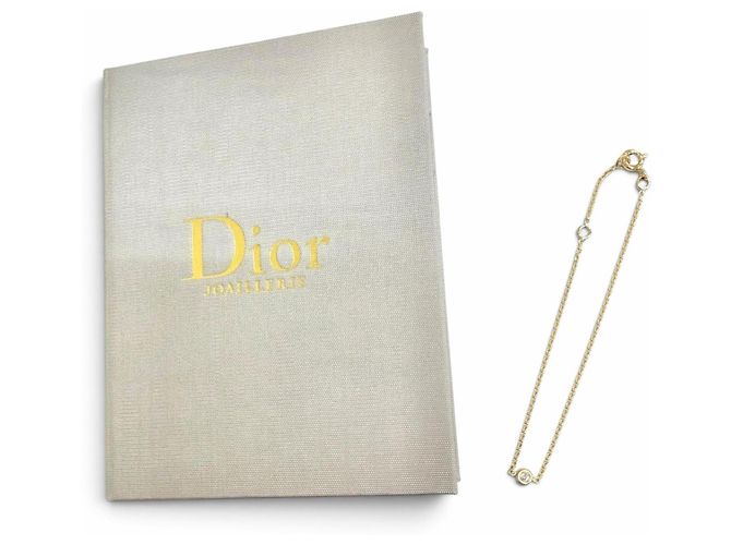 Bracciale con charm Christian Dior in oro giallo 18K e diamanti - vista 2