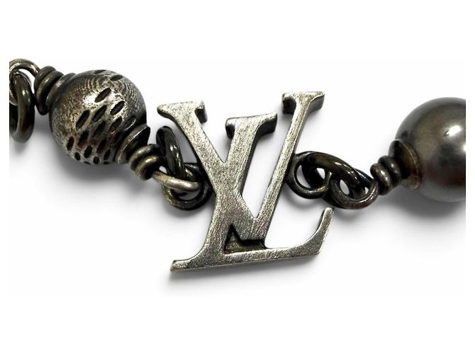 Pulseira com Pingente Gunmetal Louis Vuitton - vista 4