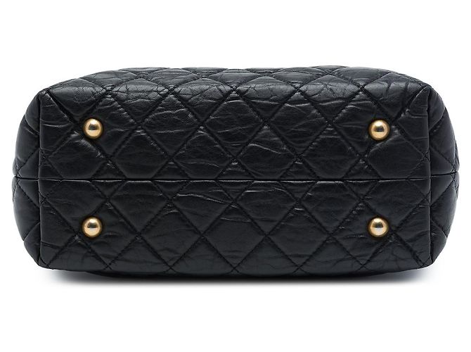 Bolso Tote Chanel Reissue 2.55 de piel de becerro acolchada negra - vista 3