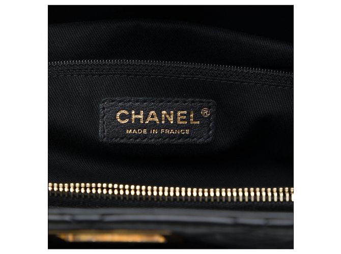 Bolso Tote Chanel Reissue 2.55 de piel de becerro acolchada negra - vista 5