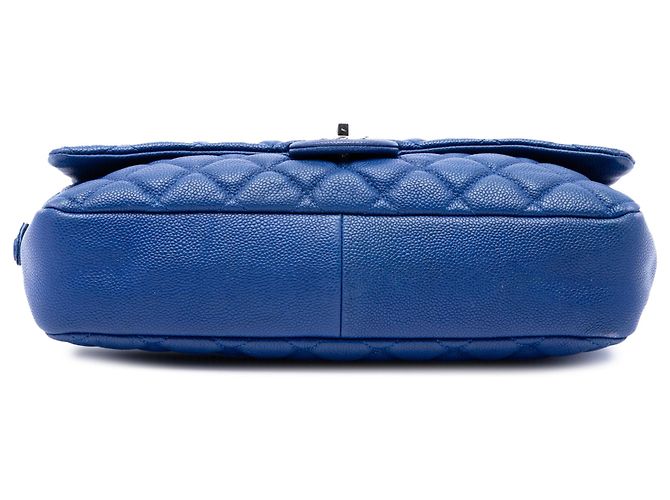 Chanel Blue Jumbo Quilted Caviar Easy Flap - vue 3